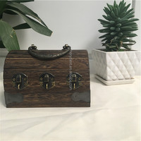 Boîte à bijoux décorative en bois avec couvercle à charnières, coffre au trésor de pirate, boîte à bijoux antique, mini coffre avec serrure à clé pour la maison ou le bureau