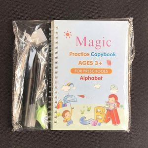 Ensemble de 4 livres de calligraphie magique Sank multilingue personnalisé avec 20 pages par livre, stylo et recharges - Product Image 3