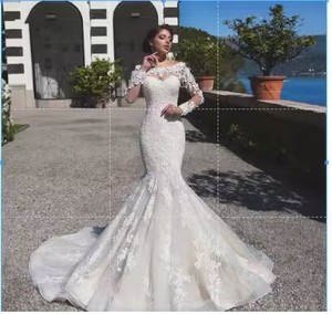 S5908F - Nuevo Vestido de Novia de Moda 2026 con Falda de Un Solo Hombro y Cola de Encaje Soluble en Agua, Talla Grande - Product Image 1
