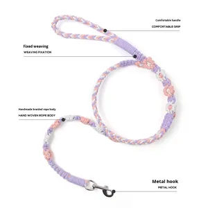 Guinzaglio per Cani in Stile Coreano, Lussuoso e Fatto a Mano, in Poliestere Intrecciato, Carino con Blocchi di Colore, Corda Resistente per Passeggiate Fai-da-Te - Product Image 1