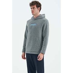 เสื้อสเวตเชิ้ตผ้าฟลีซสีเทาผสมสำหรับผู้ชาย Air Jones ผลิตจากผ้าโพลีเอสเตอร์เนื้อนุ่ม เหมาะสำหรับใส่ลำลองและสวมเป็นเลเยอร์ รุ่น 88301 - Product Image 2