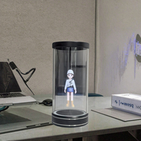 Boîte de présentation numérique interactive IA cylindrique miniature de 5,5 pouces avec projection holographique 3D pour usage intérieur, cadeau OEM