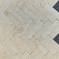 Pavés en pierre calcaire beige d'Asie, carreaux de sol en pierre calcaire beige, carreaux de pierre calcaire pour sols intérieurs et extérieurs