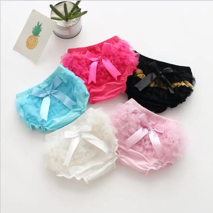 Wholesale Infant Tutu Pants Underwear Solid Color Ruffled Baby Girl Bloomers, Knitted Cotton Short Pants Bloomers for baby girl