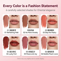 Gloss à lèvres naturel longue tenue avec logo personnalisé pour le maquillage quotidien, tubes de gloss à lèvres de luxe, emballage personnalisé pour gloss à lèvres.