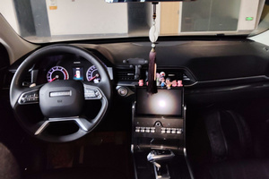 Haval H4 SUV 2018, transmission <span class=keywords><strong>automatique</strong></span>, <span class=keywords><strong>voiture</strong></span> d'occasion, conduite à gauche, moteur turbocompressé, sièges en cuir, pneus R17, métal foncé - Product Image 5