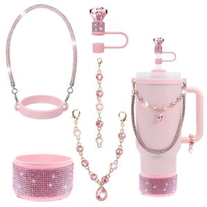 Nuovo Set di 5 Pezzi Decorazioni per Tumbler da 40 Once con Cappucci Glitterati, Ciondoli Gioiello, Strass e Charm per Manici di Bottiglie - Product Image 5