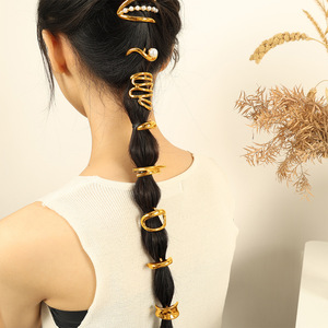 Produit transfrontalier à succès : Accessoires capillaires décontractés plaqués or 18 carats, Pinces à cheveux, Épingles à cheveux, Crochets à cheveux au style unique et tendance, pour queues <span class=keywords><strong>de</strong></span> <span class=keywords><strong>cheval</strong></span>, 5 cm, polyvalents - Product Image 5
