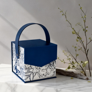 Caja de Flores de Lujo Sostenible con Certificación FSC |   Empaque Ecológico para Regalos Florales - Product Image 5