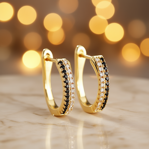 Orecchini a Cerchio Dorati di Lusso per Donne con Cristalli Rotondi e Strass, Placcati in Oro 22k, in Lega di Zinco per Uso Quotidiano - Product Image 2
