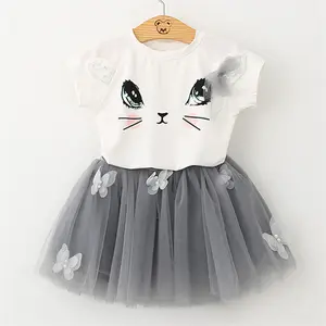 नई गर्म बेच बच्चों छोटी लड़की कपास ग्रे प्यारा बिल्ली प्रिंट टीशर्ट और 3d तितली सामान स्कर्ट टूटू पोशाक सेट