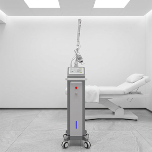 Máquina de Rejuvenecimiento Cutáneo con Láser Fraccional de CO2 de 80W, 10600nm, Refrigeración por Agua, para Eliminación de Melasma y Arrugas, Calidad Profesional - Product Image 1