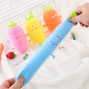 ลูกบอลบีบรูปแครอทเรืองแสงขนาดใหญ่ TPR ของเล่นบีบคลายเครียดสุดฮา - Product Image 2
