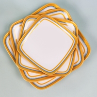 Klassieke bloemmotief plastic melamine vierkante dinerbord met gebogen rand, milieuvriendelijk, BPA-vrij, voor restaurant, hotel en thuisgebruik