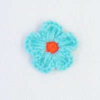 Pas cher bricolage Crochet fleurs accessoires vêtements tricoté Amigurumi fleur T-shirt broche de poitrine