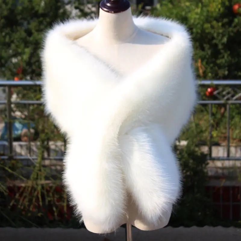 Wholesale Fashion High-end fur Cape shawl faux fox fur coat Cheap scarf faux fur shawl scarf for Women winter warm