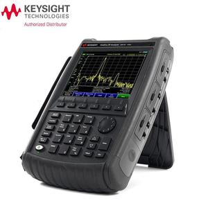 Analizador de Microondas Portátil Keysight FieldFox N9918B para Análisis de Redes - Product Image 2