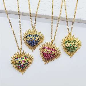 Venta caliente Ins estilo 18K chapado en oro cobre latón joyería circón corazón colgante collar para ocasiones de fiesta - Product Image 1