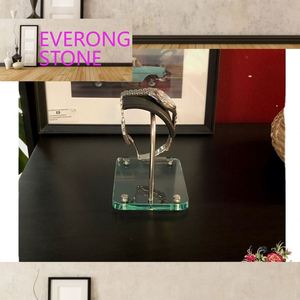 Présentoir de <span class=keywords><strong>montre</strong></span> à base de marbre blanc et noir avec <span class=keywords><strong>tige</strong></span> en métal doré - Product Image 1