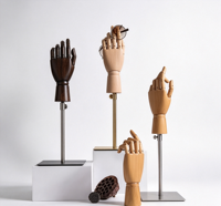 Mannequin de main en bois réglable d'origine européenne, support de présentation articulé en bois pour lunettes, bijoux, vitrine de magasin