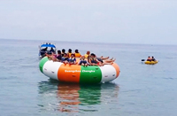 Jouets d'eau rotatifs gonflables pour l'été fou, bateau Disco, Tube remorquable/bateau ovni gonflable pour le divertissement aquatique