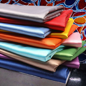 ผ้าโพลีเอสเตอร์ประกายไหมน้ำแข็งคุณภาพสูง: ช่วยเพิ่มบรรยากาศเหมาะสำหรับการตกแต่งเวทีม่านฯลฯ - Product Image 3