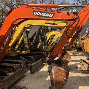 รถขุดตีนตะขาบไฮดรอลิกแบบใช้แล้ว DH55 DH60-9ขุดมือสอง V DX140W คุณภาพสูงในลานเซี่ยงไฮ้ - Product Image 3