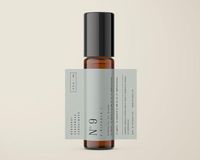 Autocollants personnalisés pour mini flacons d'échantillons de parfum, conçus pour la personnalisation de logo et la présentation professionnelle des emballages de parfums