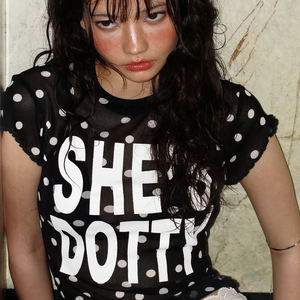 Camiseta de Mujer con Estampado de Lunares y Malla, Estampado Digital, Transparente, Ajustada, de Manga Corta, Estilo Urbano Americano, para Combinar - Product Image 2