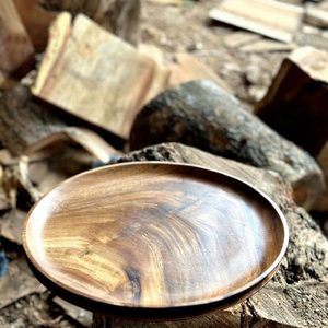 Assiette de service en bois faite à la main, ronde, design minimaliste, finition polie, pour la salle à manger à domicile - Product Image 1