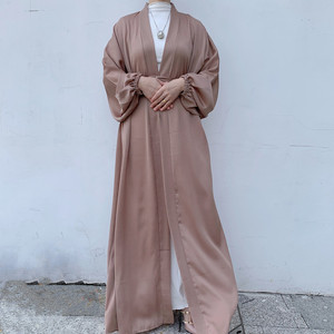 Abaya élégante Loriya <span class=keywords><strong>XXL</strong></span> à ouverture frontale, robe islamique modeste <span class=keywords><strong>de</strong></span> <span class=keywords><strong>luxe</strong></span> pour adultes, cardigan abaya, vente en gros pour femmes musulmanes - Product Image 3