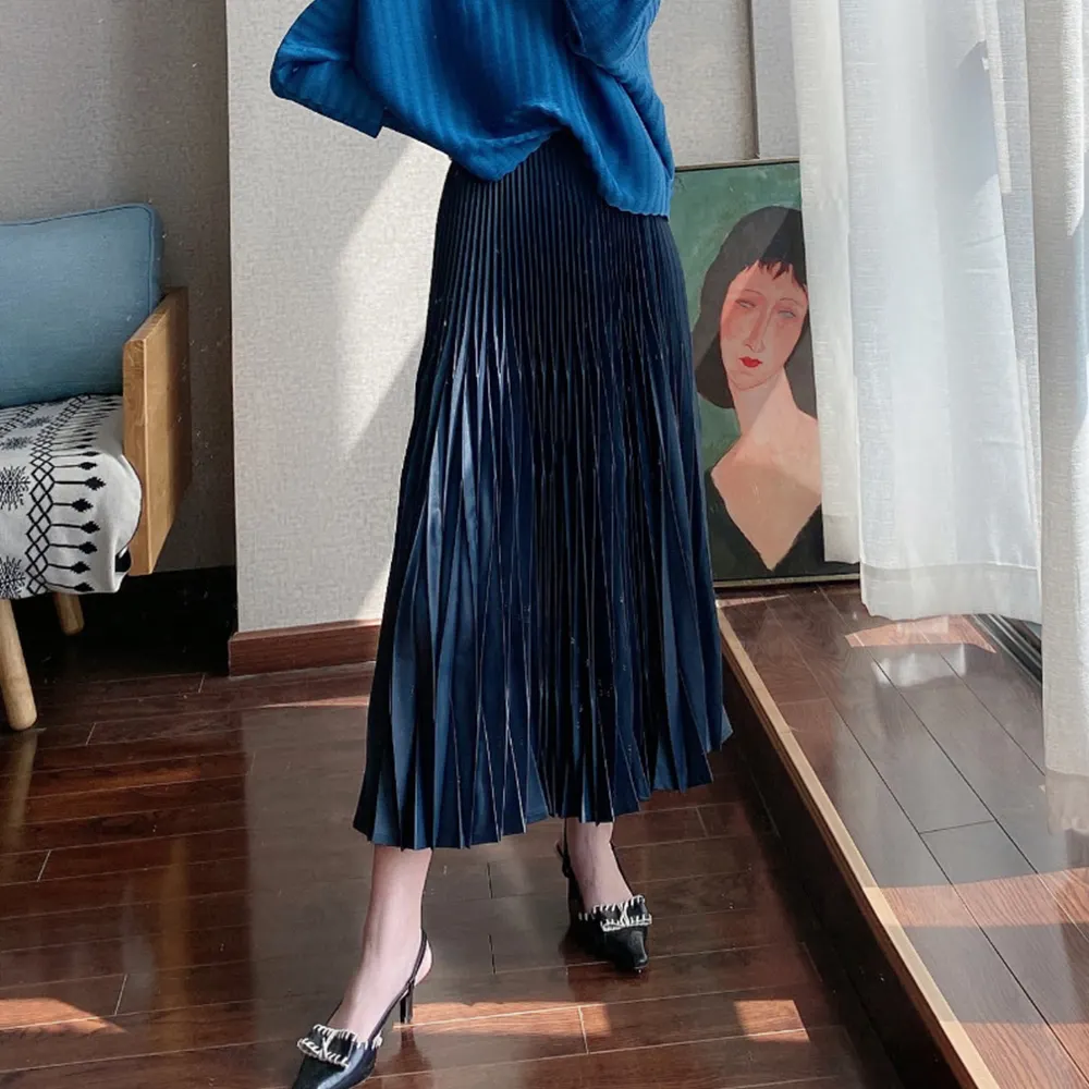 long pleated skirt