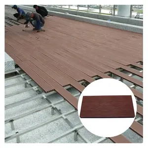 140X30มม. รีดขึ้นรูปไม้โอ๊คแข็ง WPC Decking WPC บอร์ดปูพื้นสำหรับระเบียง