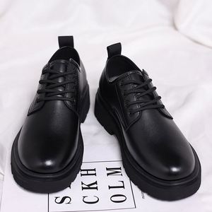 Chaussures pour hommes en cuir véritable de haute qualité, chaussures en cuir décontractées, chaussures de travail formelles noires antidérapantes à bout large pour hommes - Product Image 3