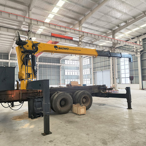 Grue à flèche télescopique Baowo SqS300G-4, 12 tonnes, 30 mètres de hauteur, moment de charge élevé, pour levage et transport en ingénierie - Product Image 3