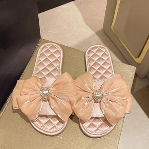 Sandalias Planas Cerradas Cómodas para Mujer, Decoración de Flores con Pedrería, Correa Elástica en la Parte Trasera, Zapatos de Playa, Sandalias Casuales de Verano - Product Image 4