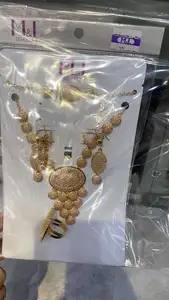 1113 Xu Ping bijoux élégant haute lumière luxe célébrité tempérament collier boucle d'oreille ensemble de deux pièces
