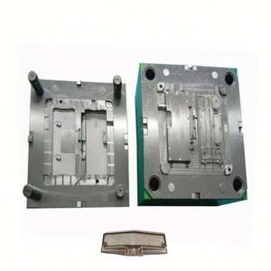 Fabricant en plastique des véhicules à moteur de moulage par injection de produits acryliques polis faits sur commande de finition avec le coureur froid - Product Image 1