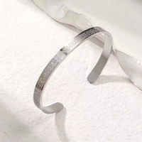 Bracelets et colliers classiques de mode en acier inoxydable plaqué or 18 carats avec gravure islamique arabe