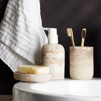 Ensemble de salle de bain minimaliste nordique en résine écologique BX, trois pièces : distributeur de lotion, gobelets de rinçage buccal, porte-savon