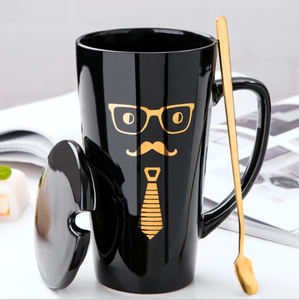 Tasse à café en céramique noire avec logo doré pour la fête des pères avec couvercle et cuillère - Product Image 1