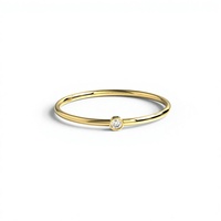 Bague minimaliste pour femme en or plaqué 18K 14K avec diamant de laboratoire taille brillant rond, solitaire empilable, pour promesse ou usage quotidien