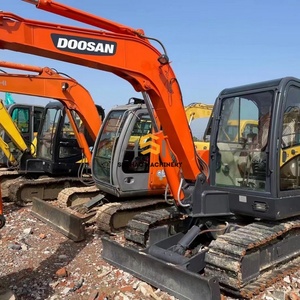 Mini-excavatrice Doosan DH60-7 d'occasion pour travaux de terrassement, peinture d'origine, à vendre - Product Image 3