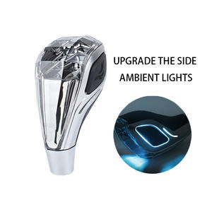 ユニバーサルカーモディファイドプレミアム発光クリスタルギアシフトノブカスタムLEDライトギアヘッド - Product Image 2