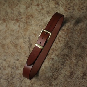 Ceinture en cuir de vachette de haute qualité pour les détaillants et les propriétaires de marques de Divine International - Product Image 1