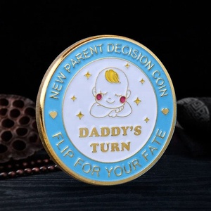 Monedas para padres novatos al por mayor, monedas de metal dorado y plateado para bebés, monedas de mamá y papá de esmalte suave - Product Image 3