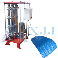Venta caliente de fábrica Vertical Trapezoidal Corrugado Metal Hoja de acero Prensado Curvado Teja Máquina formadora de rollos