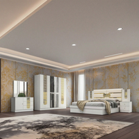Ensemble de chambre moderne entièrement personnalisé avec lit de rangement, 2 tables de nuit et armoire pour villa, hôtel, hôpital - Design miroir pour la maison