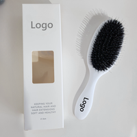 Brosse à cheveux en poils de sanglier pour extensions et perruques, blanche mate, vente en gros directe usine, logo personnalisé, pour cheveux bouclés, pour femmes