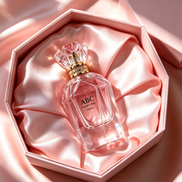 Nouveau flacon de parfum en verre de luxe pour femme, polyèdre, 100 ml, pompe à vaporiser à sertir avec boîte personnalisée